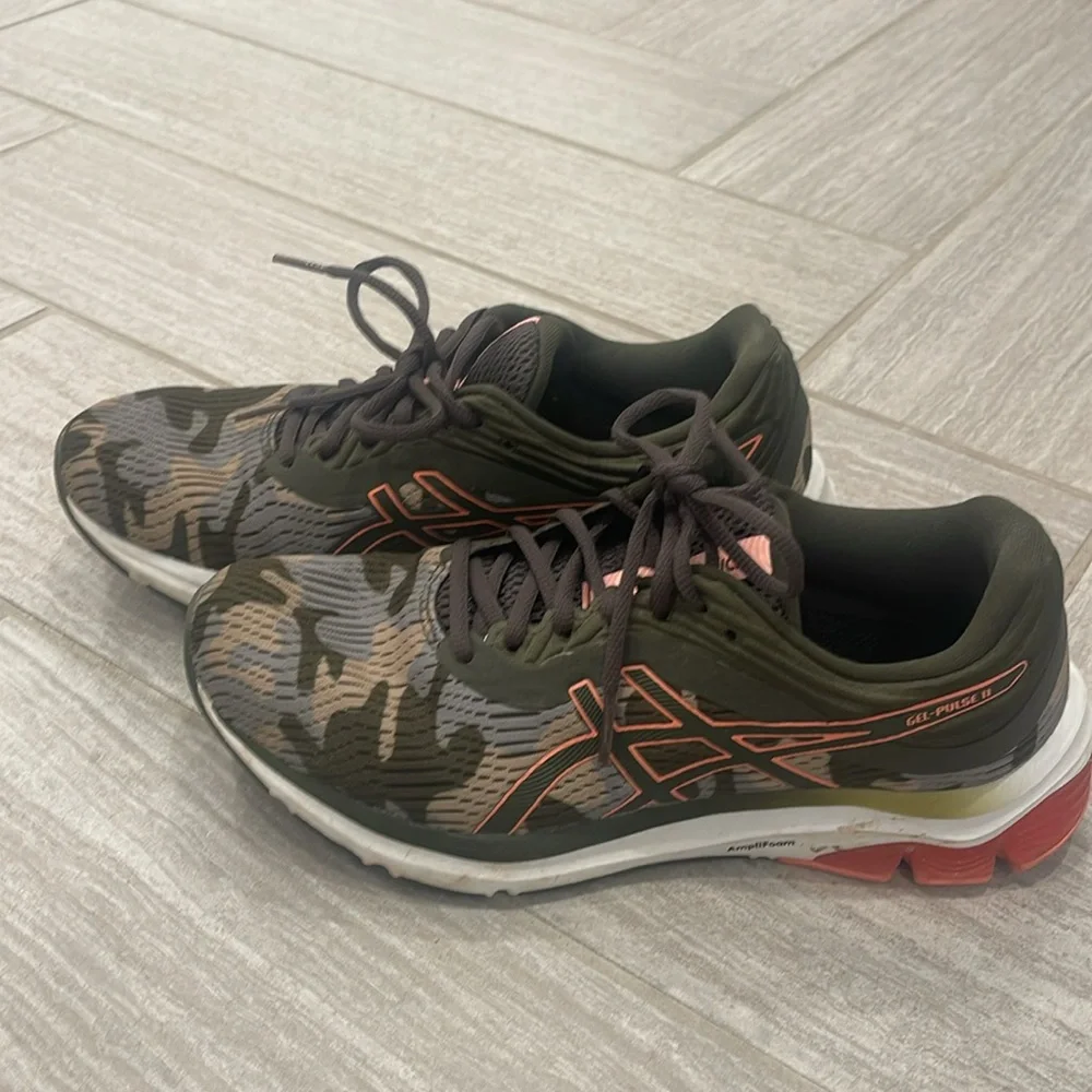 Asics Camouflage Sneakers with Orange Accents - Picture 3 of 5